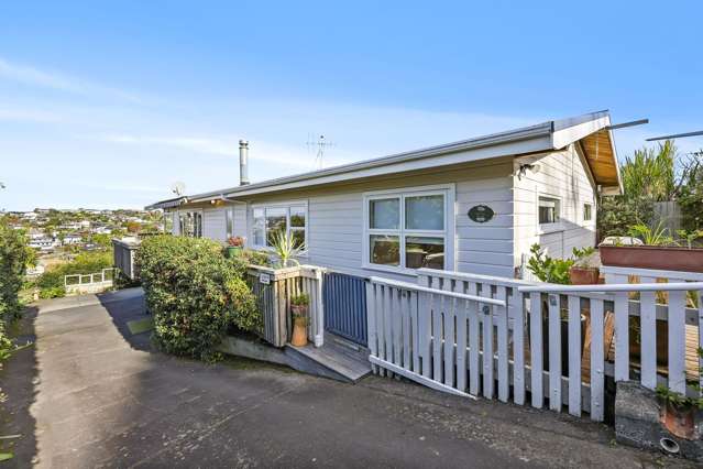 13 Colmar Road Mellons Bay_4