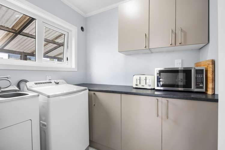 32 Taioma Crescent Te Atatu Peninsula_21