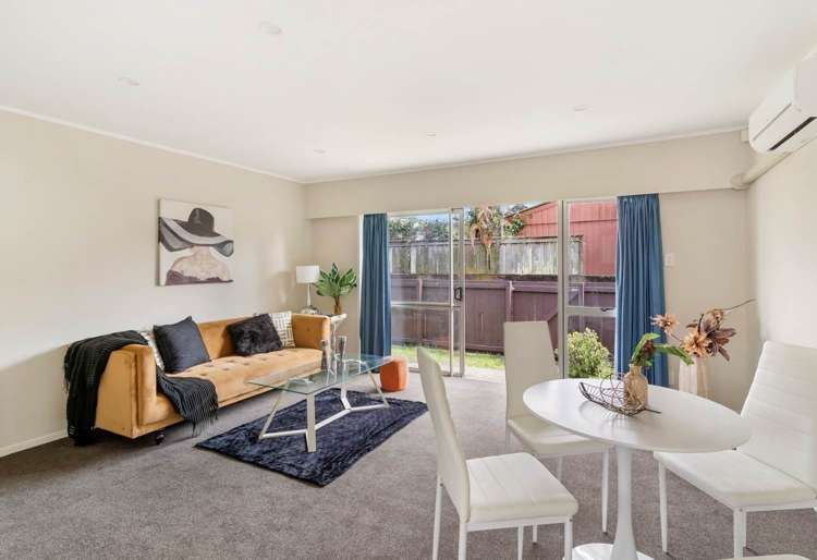 3/94 Beaumonts Way Manurewa_2