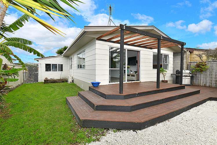 2/10 Nukumea Common Orewa_16