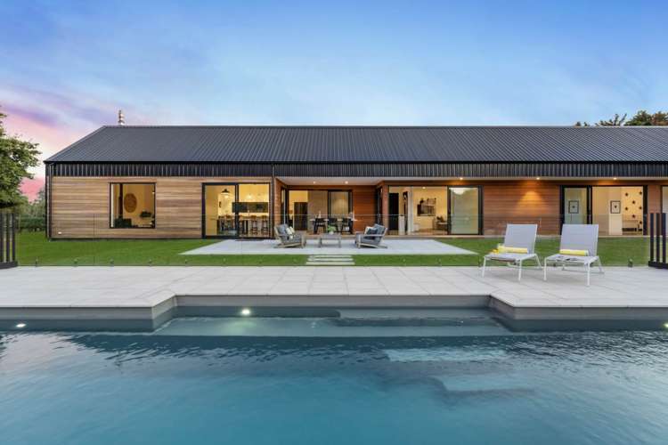 242 Seagrove Road Waiau Pa_21