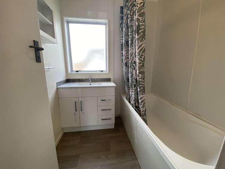 1/81 Linton Street West End_8