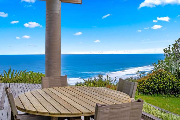 381 Oaia Road Muriwai Beach_24