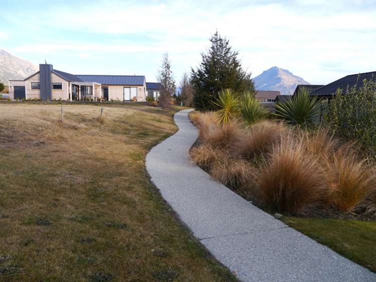 9 Polperro Court Jacks Point_6