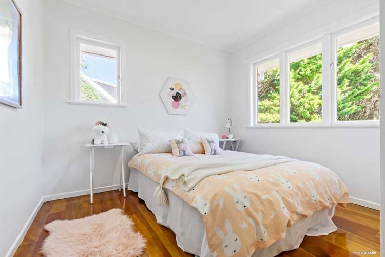 15 Hutchinson Avenue New Lynn_9