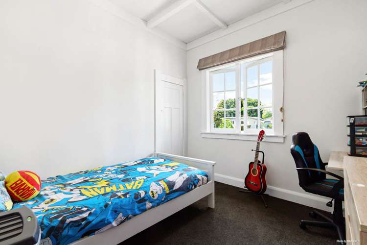 2 Sandspit Road Waiuku_12