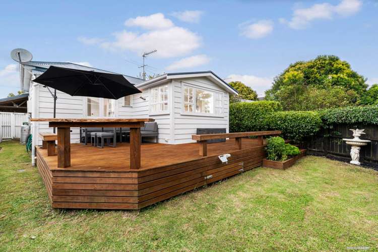 251 Victoria Street West Pukekohe_13