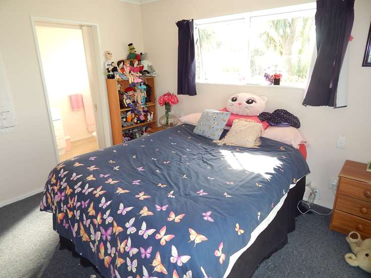 23 Kew Road Westport_13