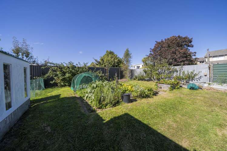 14 Pompolona Street Te Anau_23
