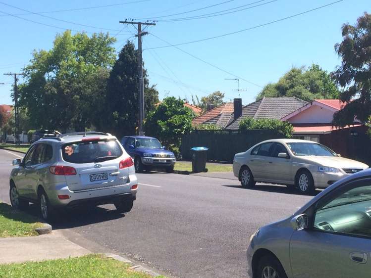 51 Kiwi Road Point Chevalier_12