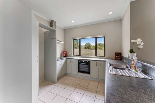 29 James Nairn Grove Riverstone Terraces_4