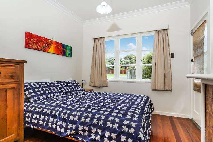 8 Links Road New Lynn_6