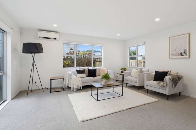 17A Wantwood Grove Churton Park_1