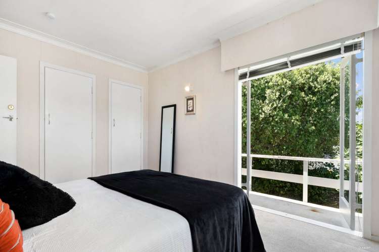 80 Te Atatu Road Te Atatu South_9