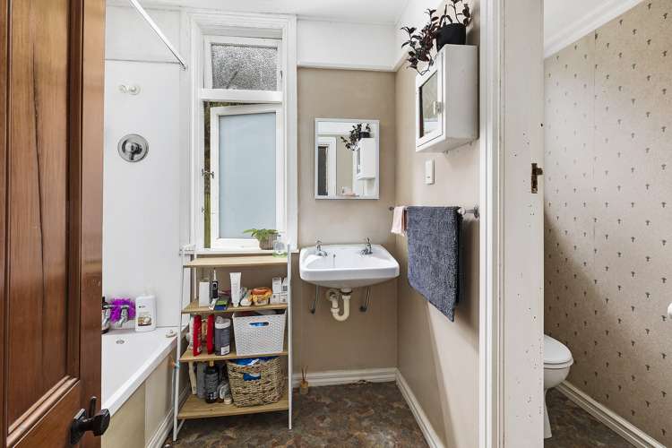 97 Webb Street Mount Cook_14