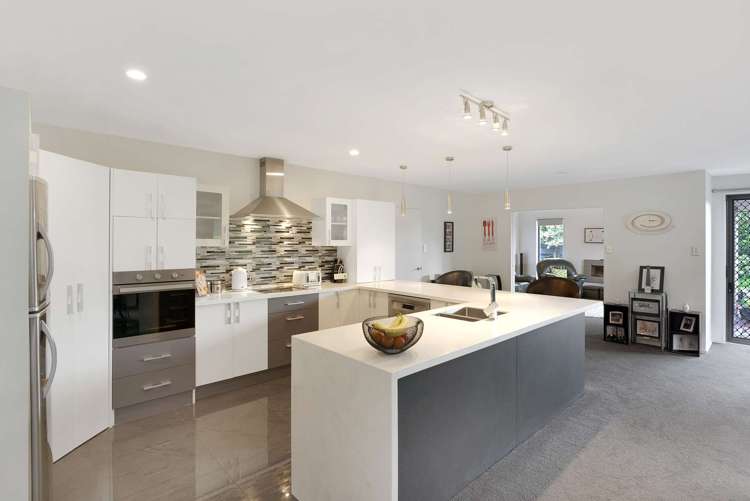 2 Kohuhu Lane Burwood_6