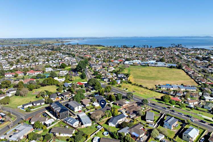 1 and 2/310 Weymouth Road Clendon Park_19