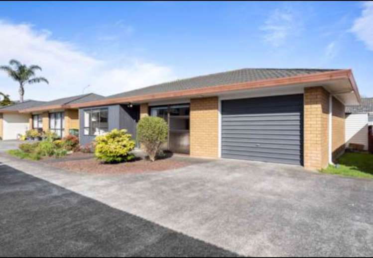 2/282 Shirley Road Papatoetoe_0