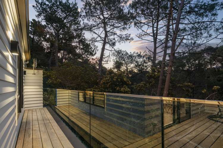 5A / 5B Saddleback Rise Murrays Bay_9