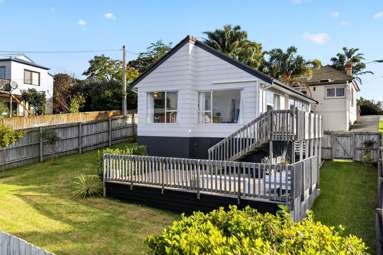 2/47 Birkdale Road_1