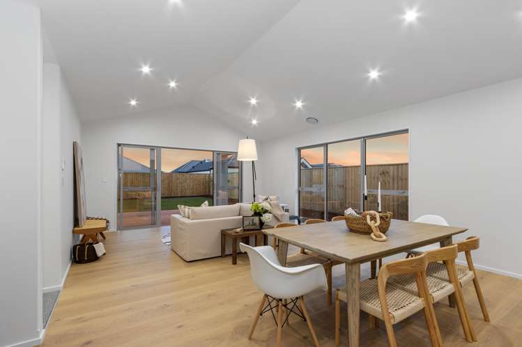 5 Lorenzos Lane Halswell_3