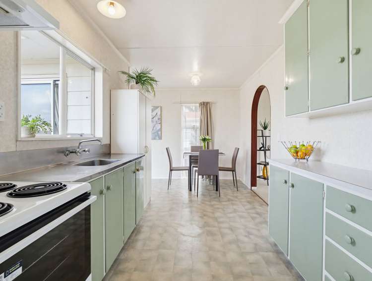 6 Raglan Avenue Cloverlea_13