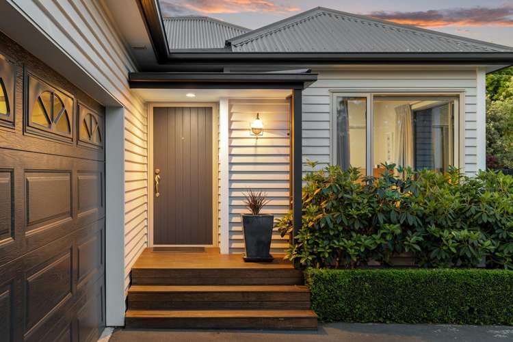 40 Pitcairn Crescent Bryndwr_2