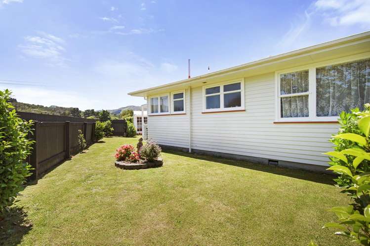 15 Rata Street Wainuiomata_18