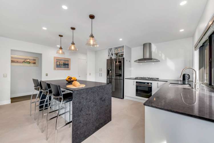 10 Harbourside Court_1