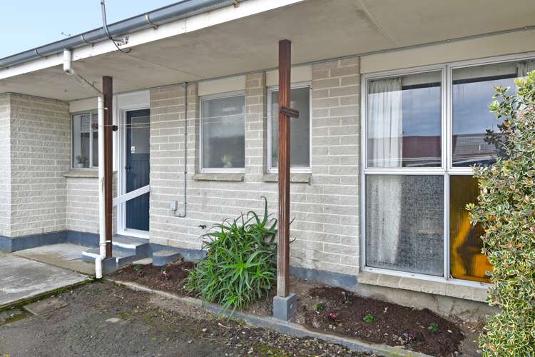 2/37 Merton Street Trentham_10