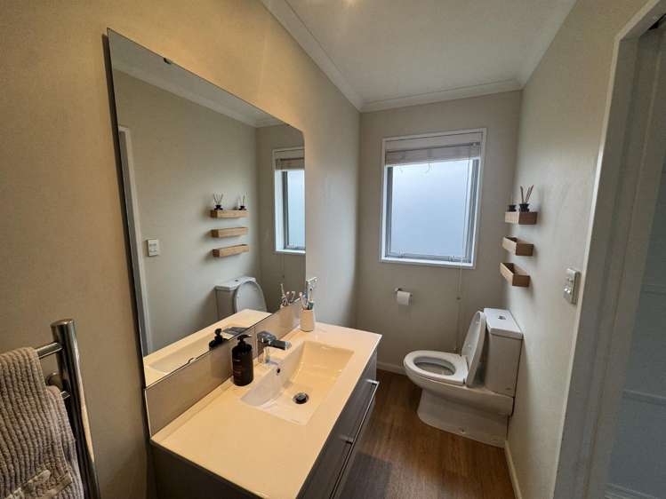 11 Pinaster Place Parklands_10