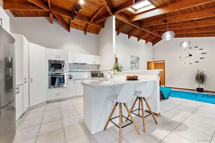 2 Rosetti Rise West Harbour_5