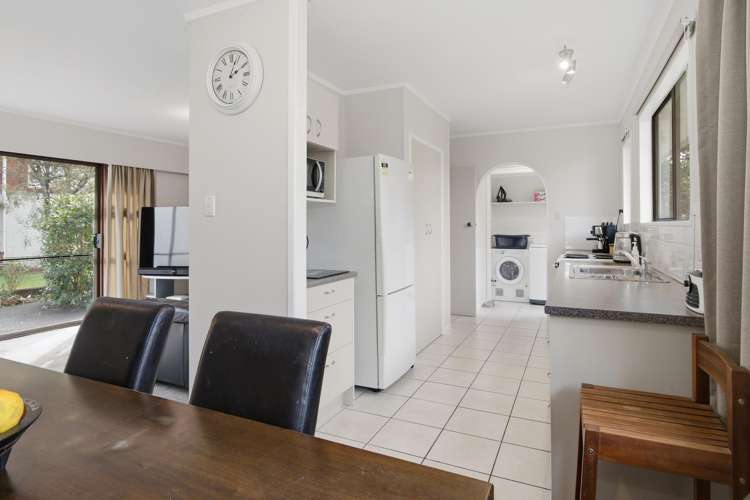 80 Fairway Drive Te Kamo_16