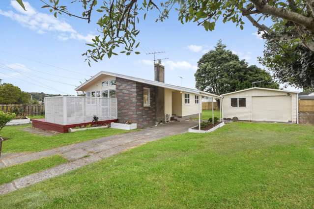 Tidy property on large section – Must Sell!