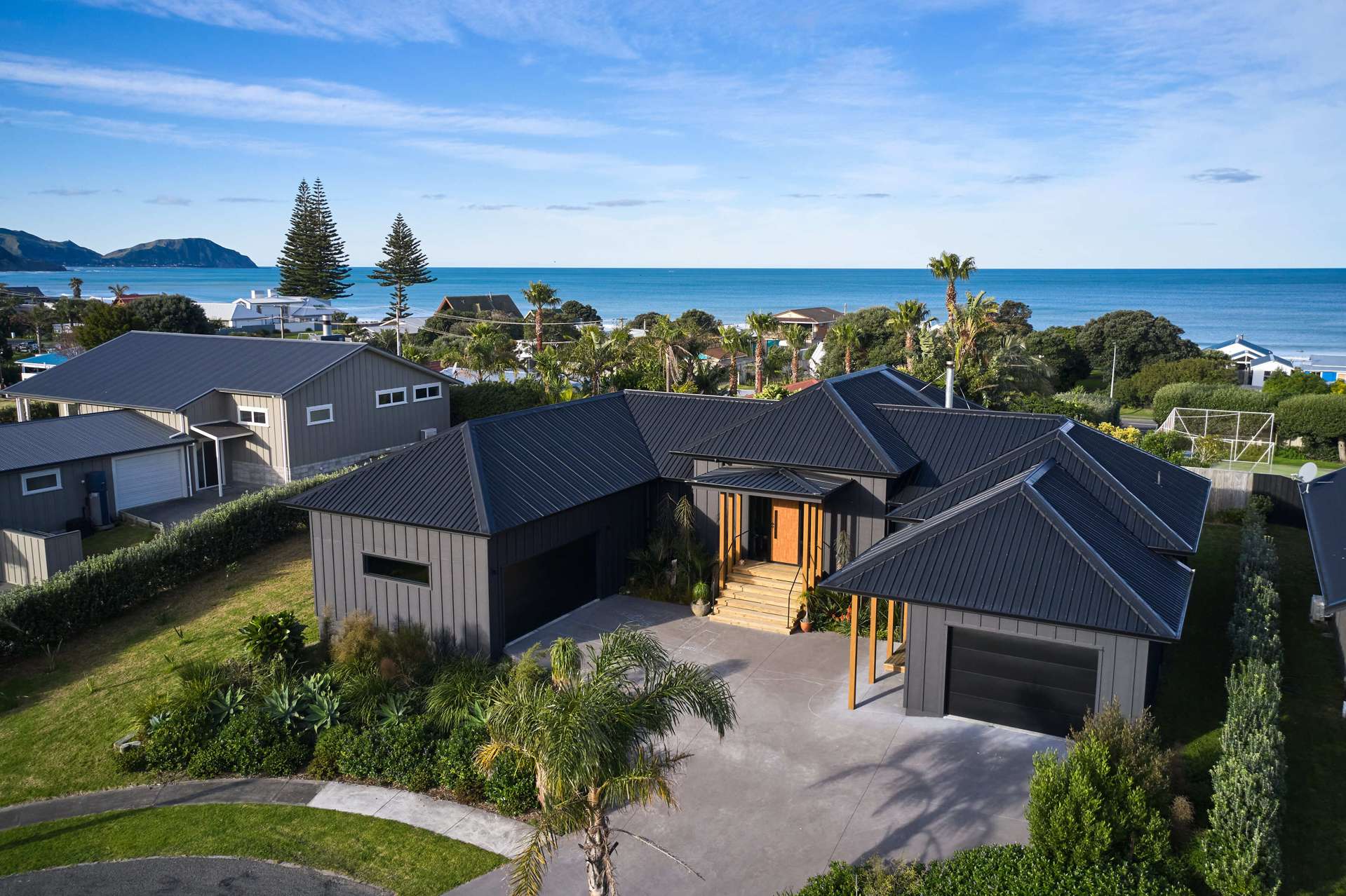 12 Beach Cove Wainui_0