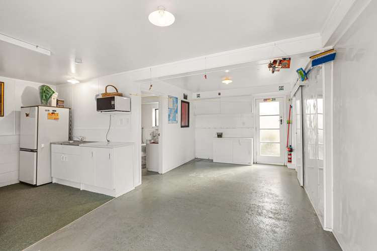 1 Government Road Raglan_15