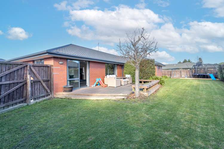 9 Stanwood Grove Darfield_16