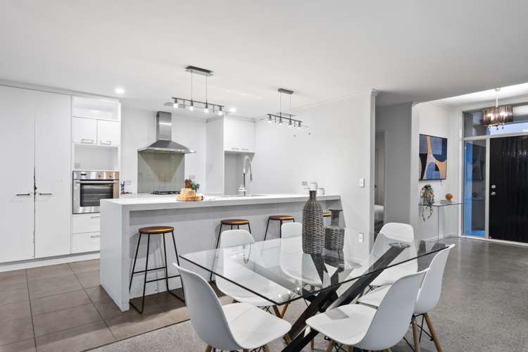 24 James Drive Woodend_17