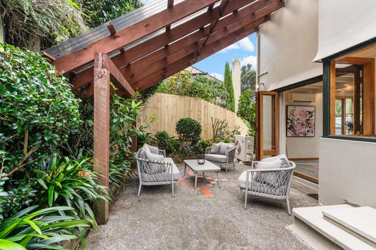 2/41 Takutai Street Parnell_10