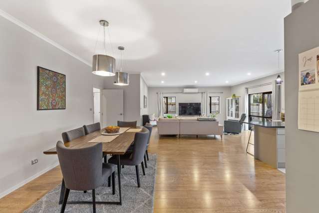 Space, Simplicity and Solid as