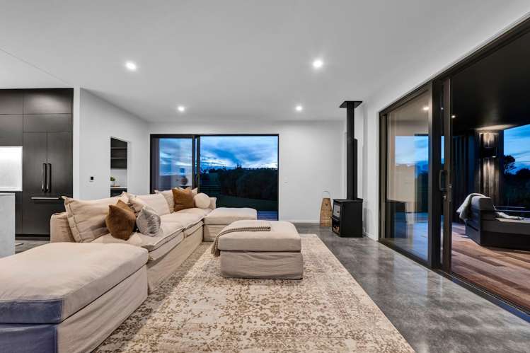 29 Washer Road Omata_20