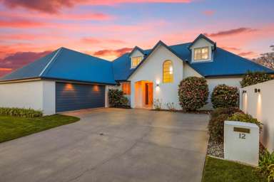 12 Springswood Grove_1