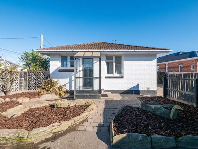 2-Bedroom Home in St Kilda