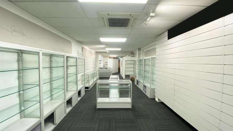 28 Devonport Road Tauranga Central_4