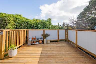 61 Tennis Court Road_2