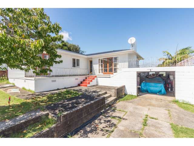 8 Grendon Road Titirangi_1