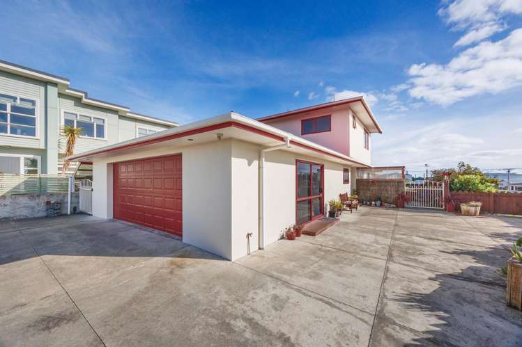 12 Robbie Street Foxton Beach_22