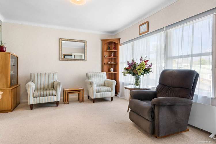 2/7 Cheltenham Road Devonport_4