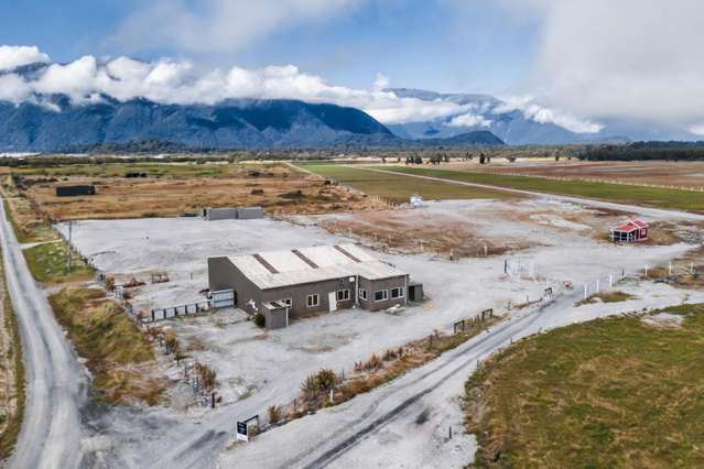 22 Airport Lane Haast_1