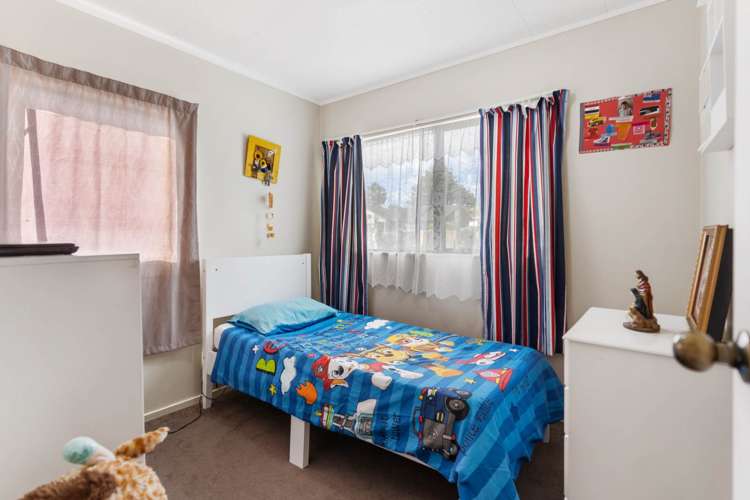 8 Zurich Place Manurewa_11
